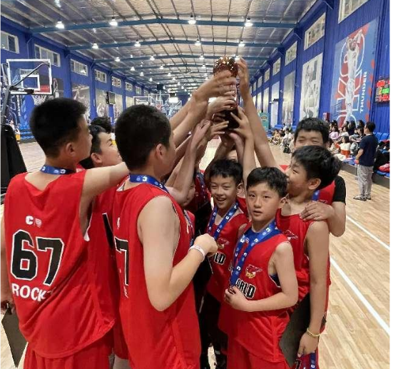 关于青少年篮球训练营引入国际先进理念，行业合作不断深化的信息