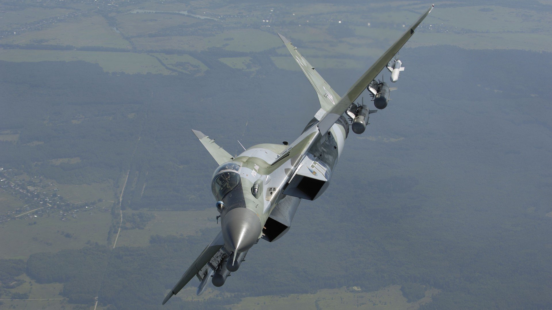 传统比赛与新兴电竞结合的探索，电竞比赛和传统体育比赛区别