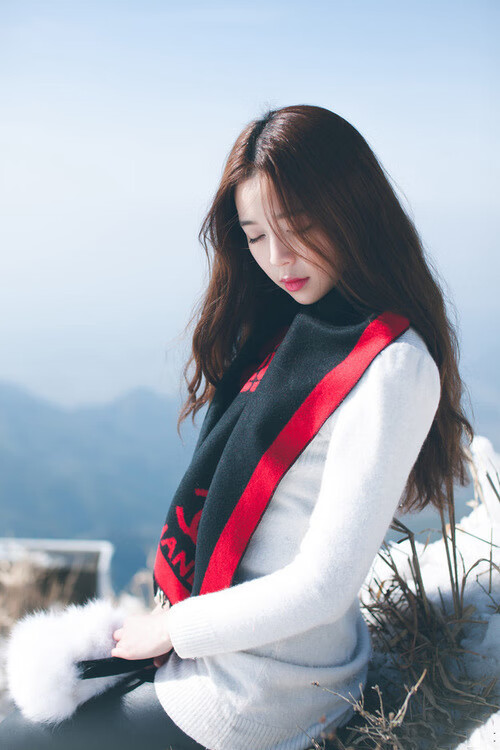 马刺主场打造沉浸式入场仪式，现场气氛拉满，马刺主场音乐