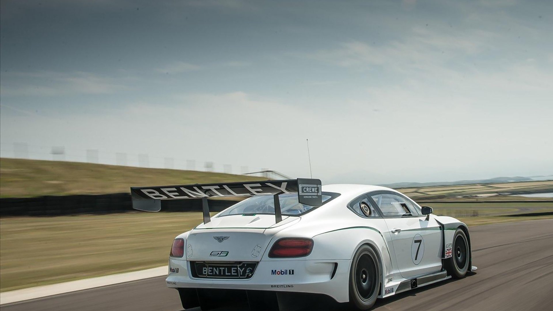 米切尔砍下生涯新高得分，爵士取得胜利，爵士队米切尔受伤了吗