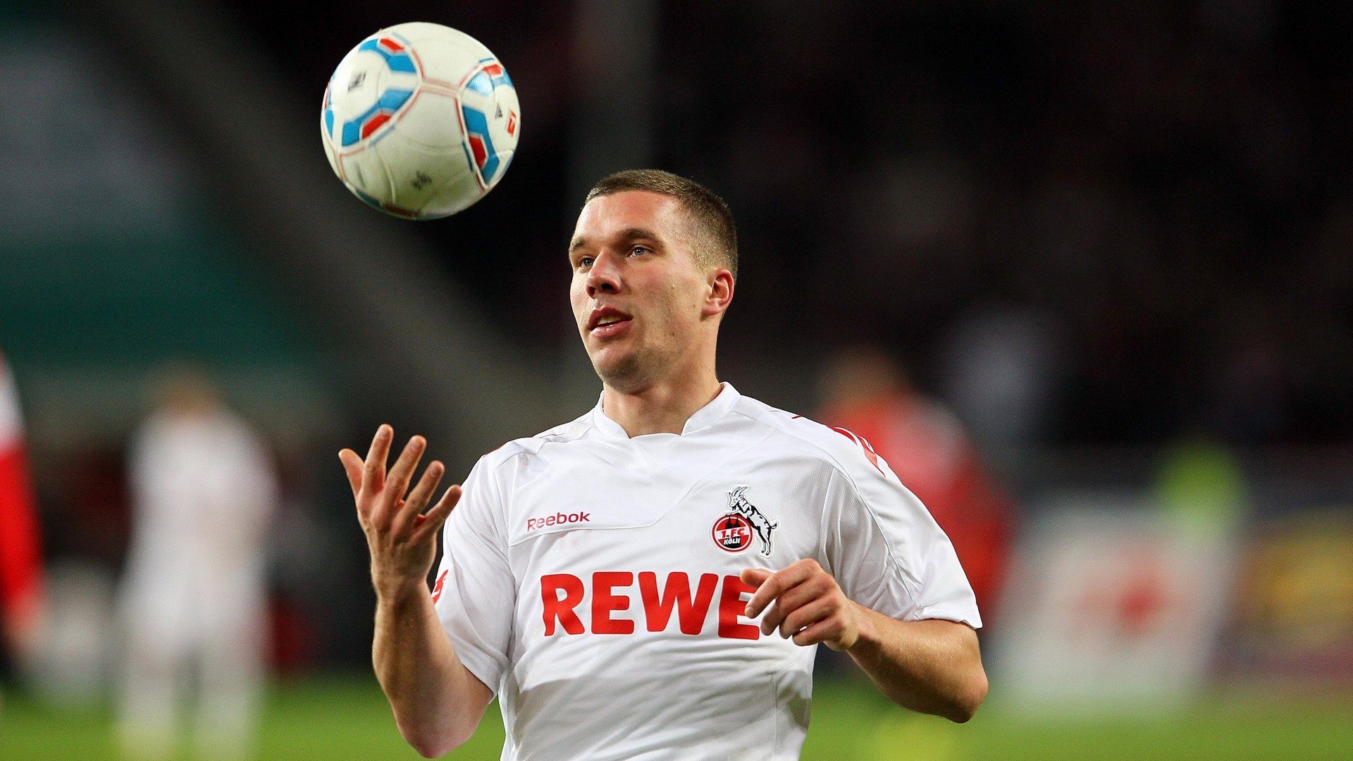 “西甲明星对决:攻防转换引发球迷惊叹”,2021西甲球星