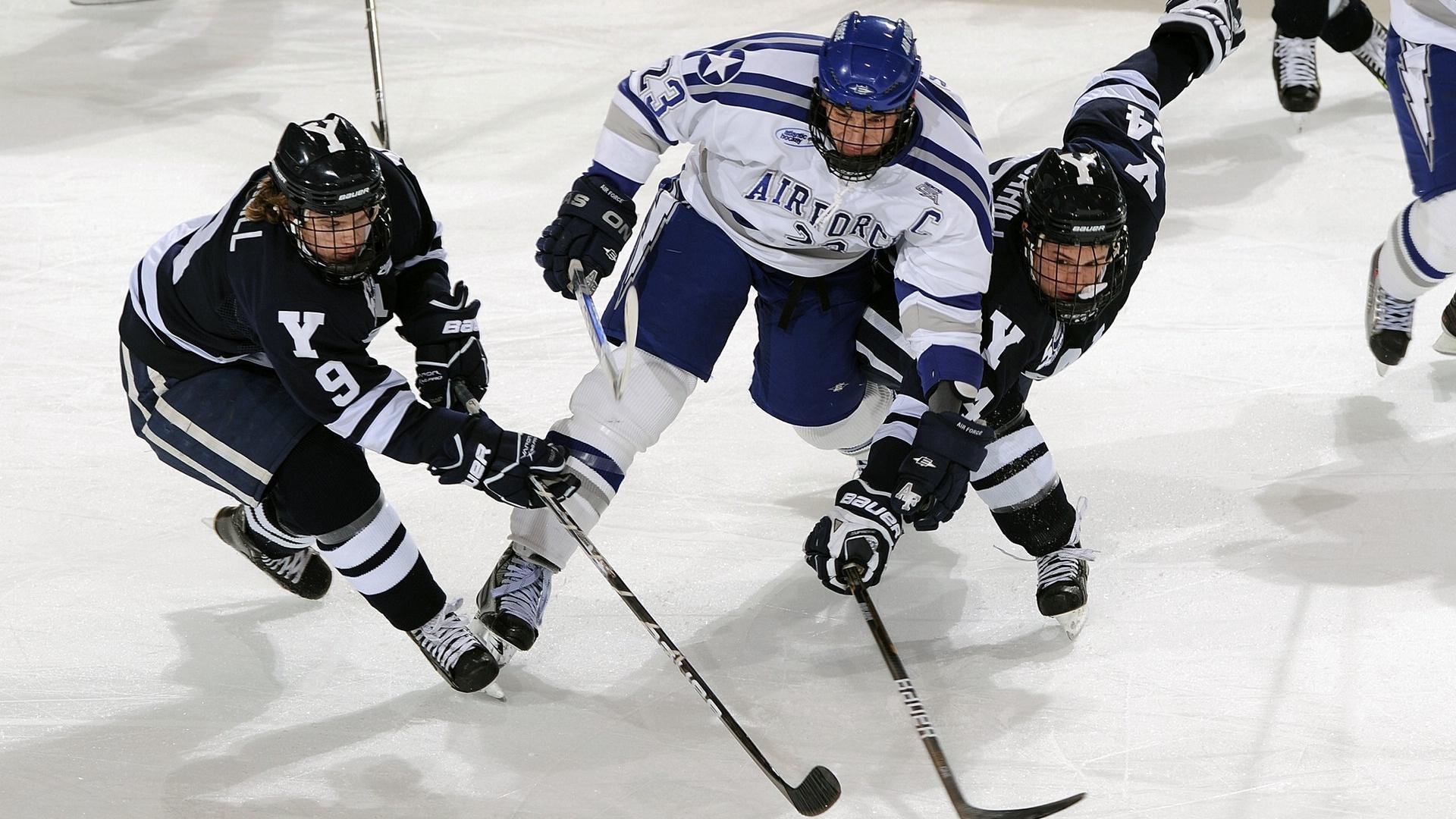 意甲战术变化频繁,精彩表现夺人眼球,意甲争4